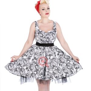 Hearts and Roses 50s Rockabilly Skulls Dress size 20